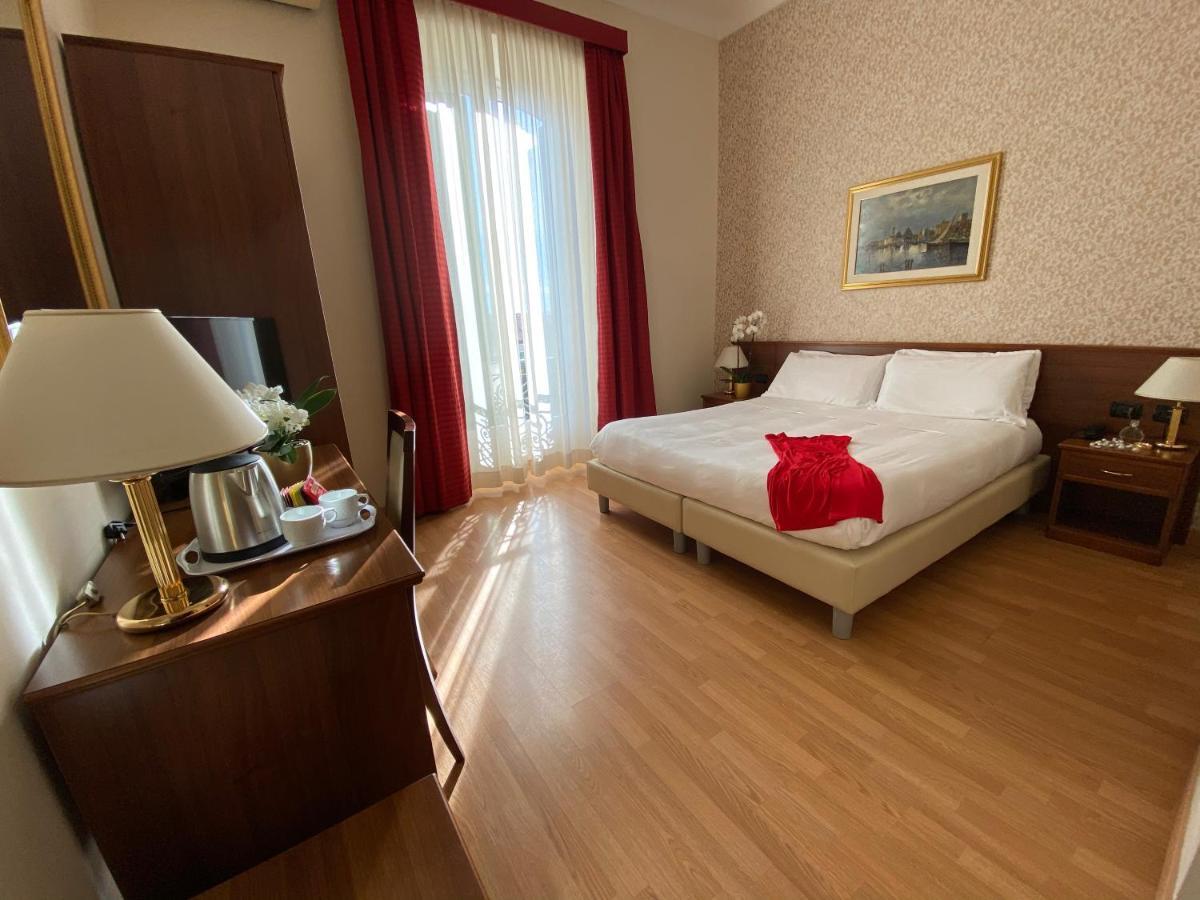 Hotel Eletto 산레모 외부 사진